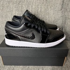 AIR JORDAN 1 LOW SE ASW Size 8.5